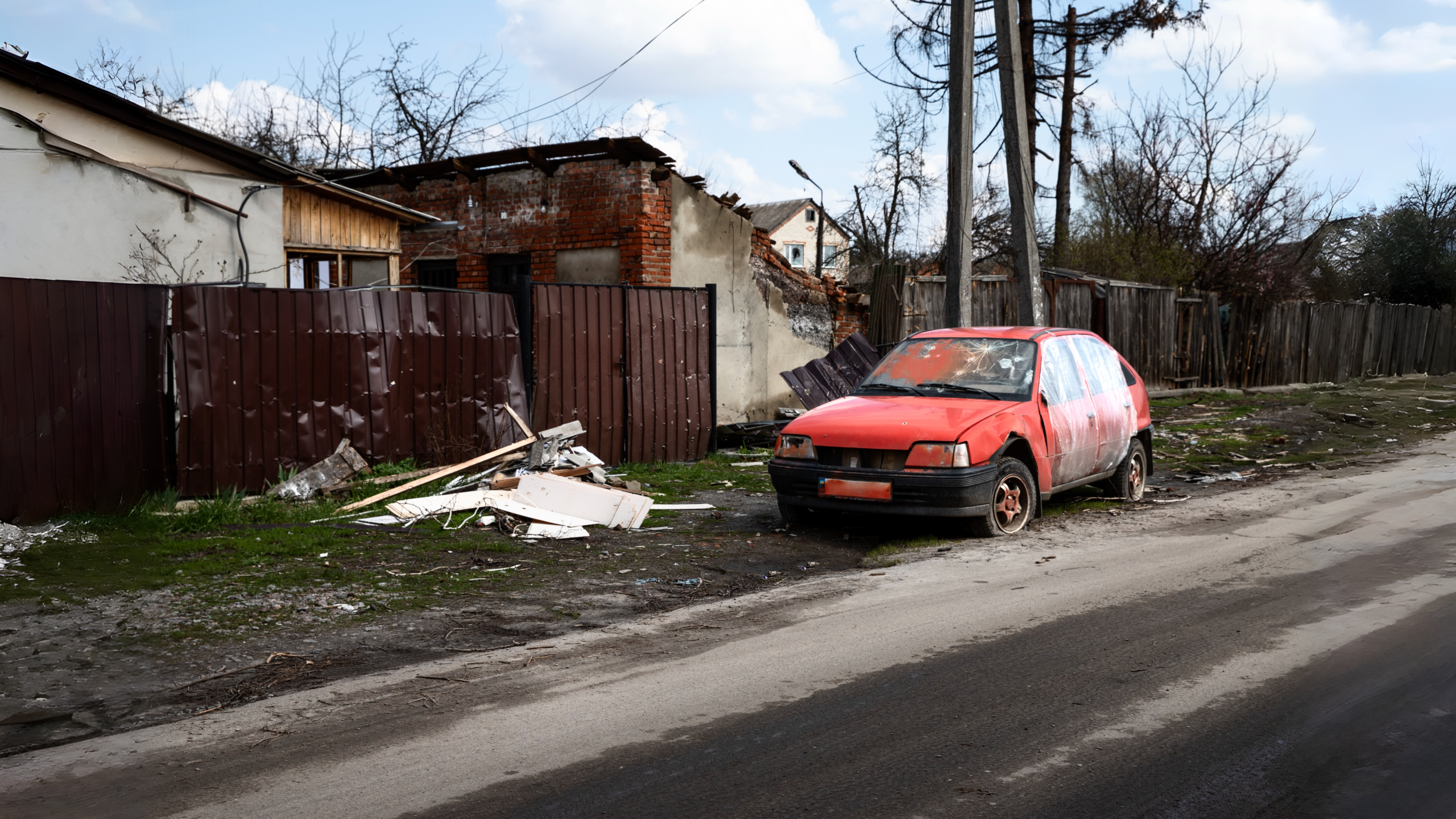 Damaged vehicle removal